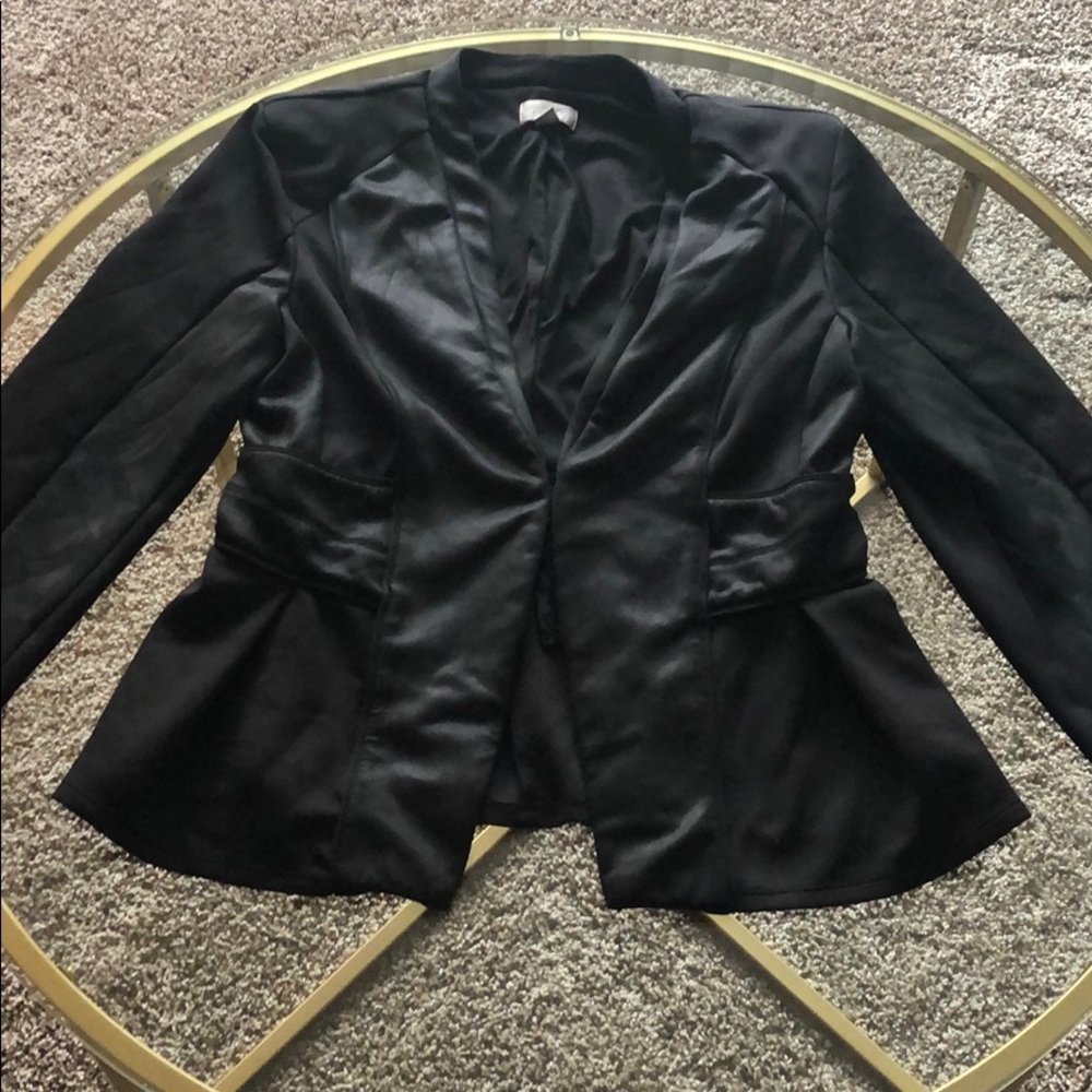 black blazer size large from Bisou Bisou.